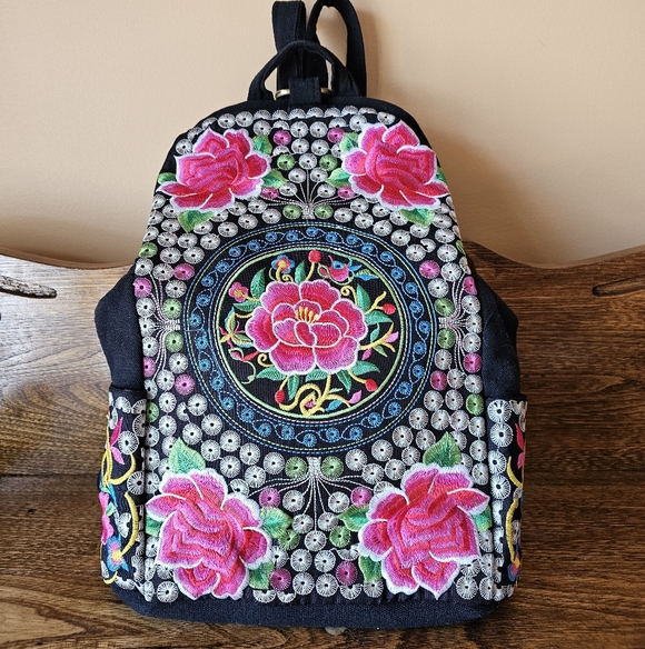 Mexican craft Handbags - Artisinal Floral Embroidered Backpack